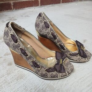 Guess Brown and Cream Patterned Wedges